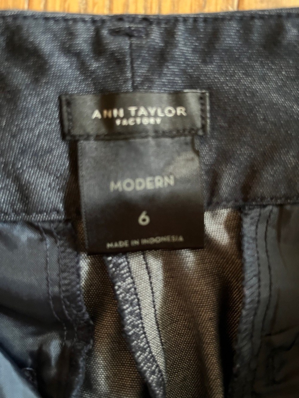 Ann Taylor Black Modern Straight Leg Dress Pants - Picture 2 of 3